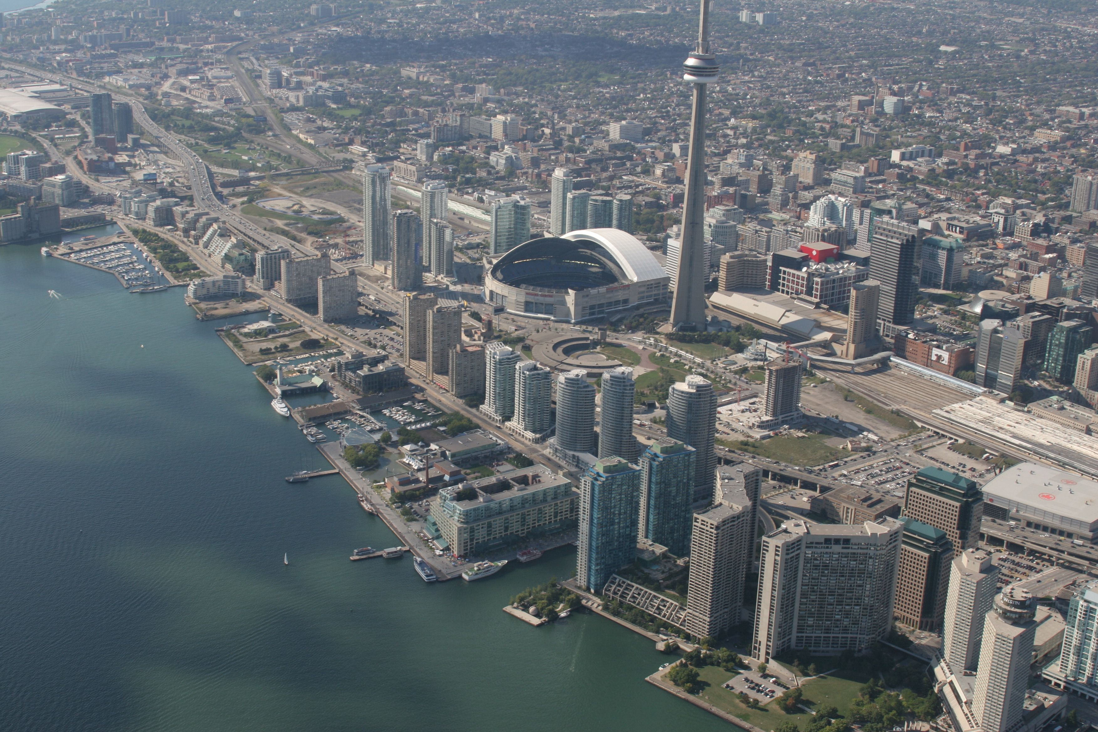 An aerial photo of Toronto's waterfront taken in the early 2000s